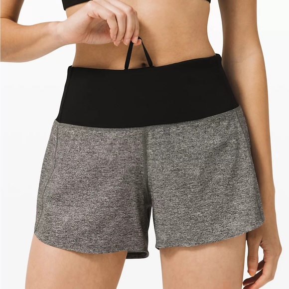 LULULEMON SPEED UP SHORTS SIZE 6 4” INSEAM - Picture 14 of 16